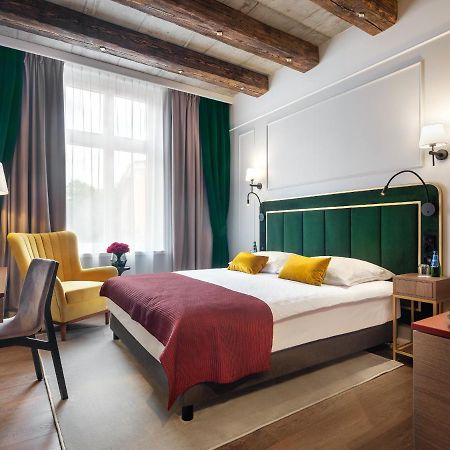Hotel Golden Queen Cracovia Esterno foto