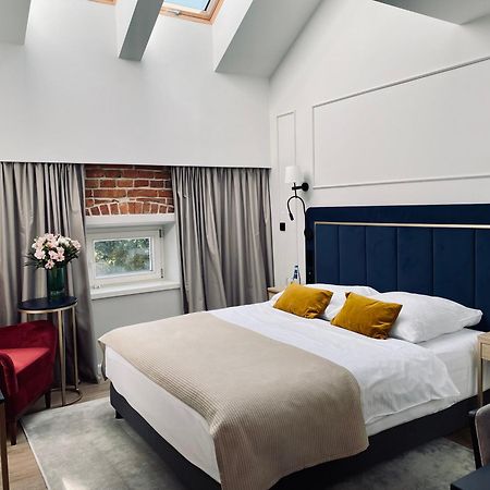 Hotel Golden Queen Cracovia Esterno foto