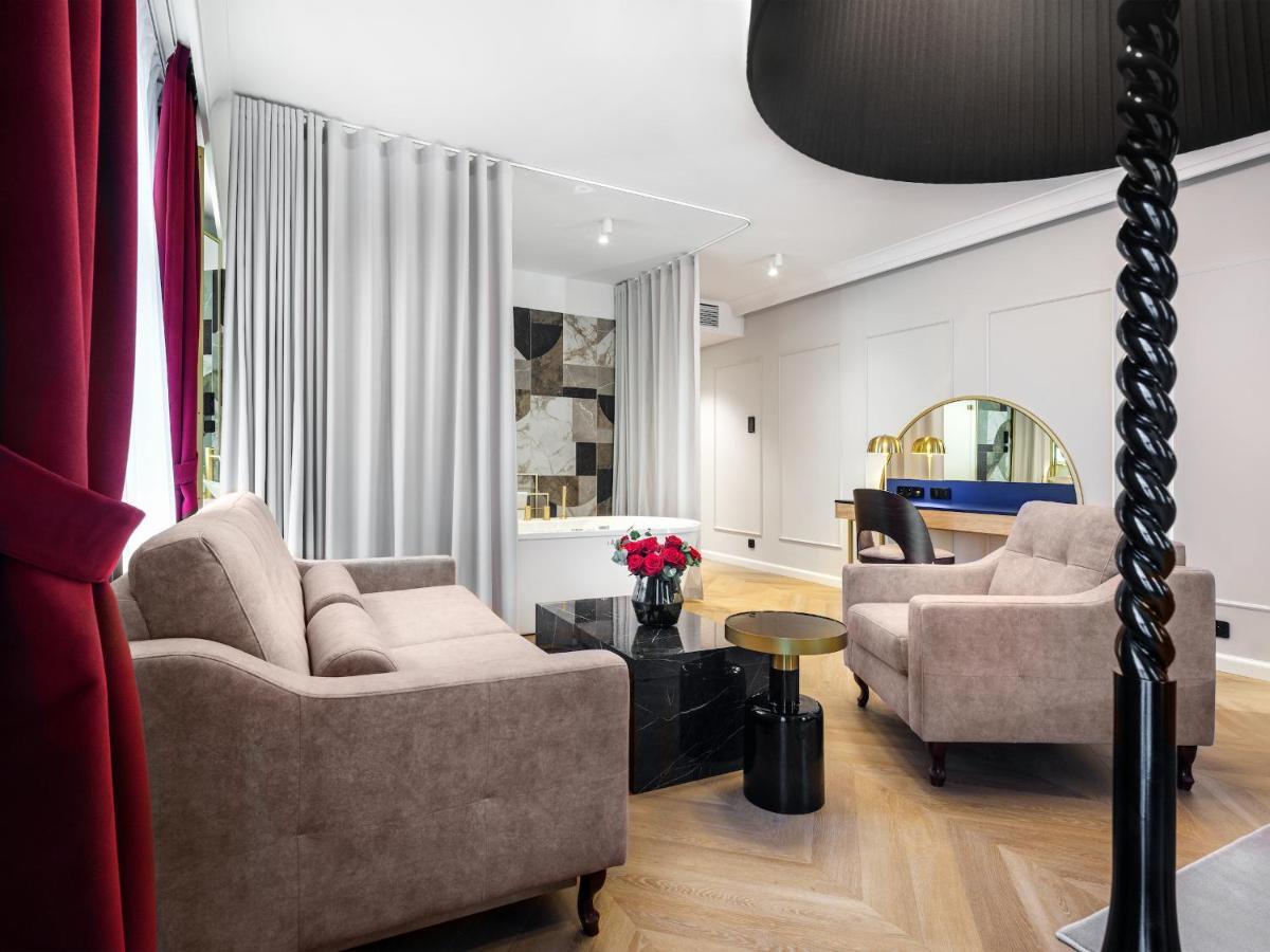 Hotel Golden Queen Cracovia Esterno foto