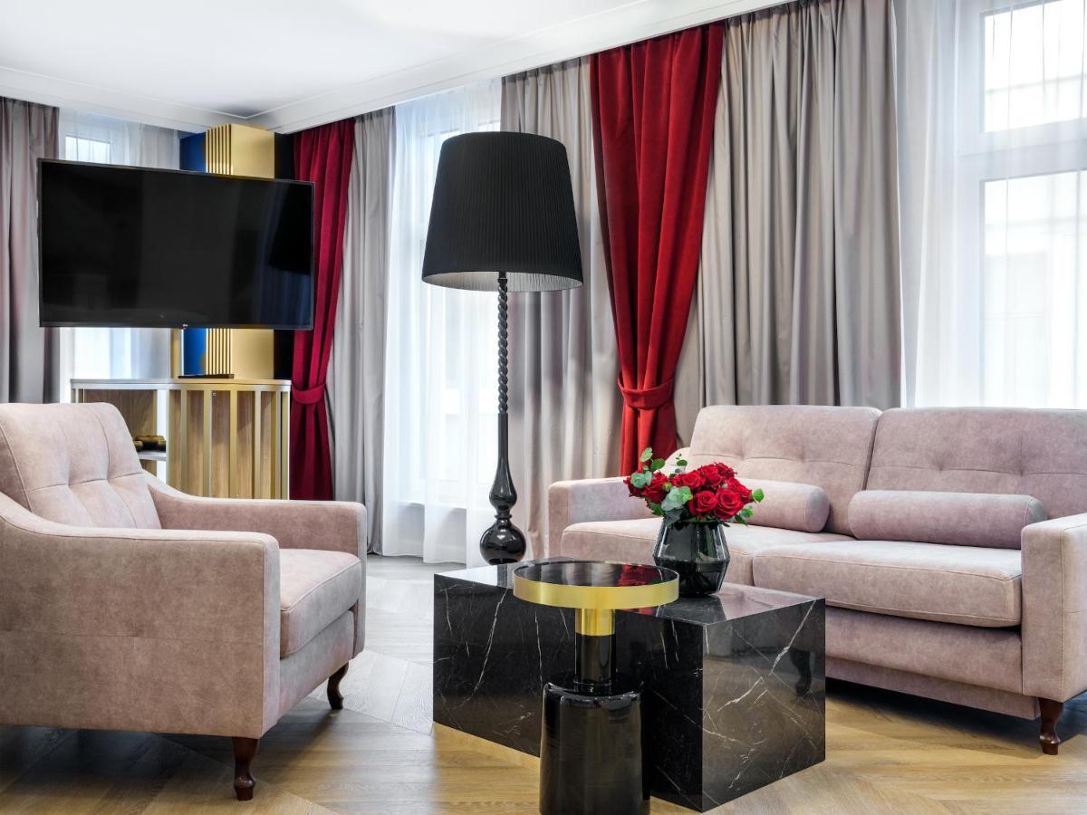 Hotel Golden Queen Cracovia Esterno foto