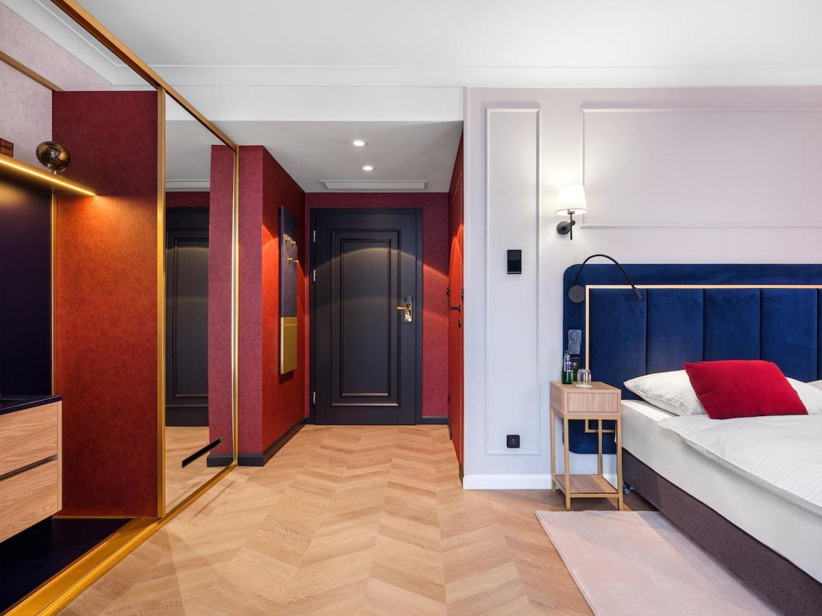 Hotel Golden Queen Cracovia Esterno foto