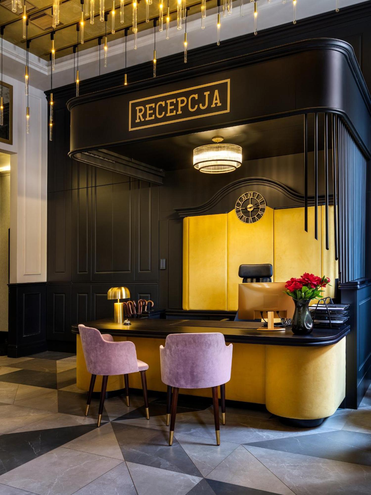 Hotel Golden Queen Cracovia Esterno foto