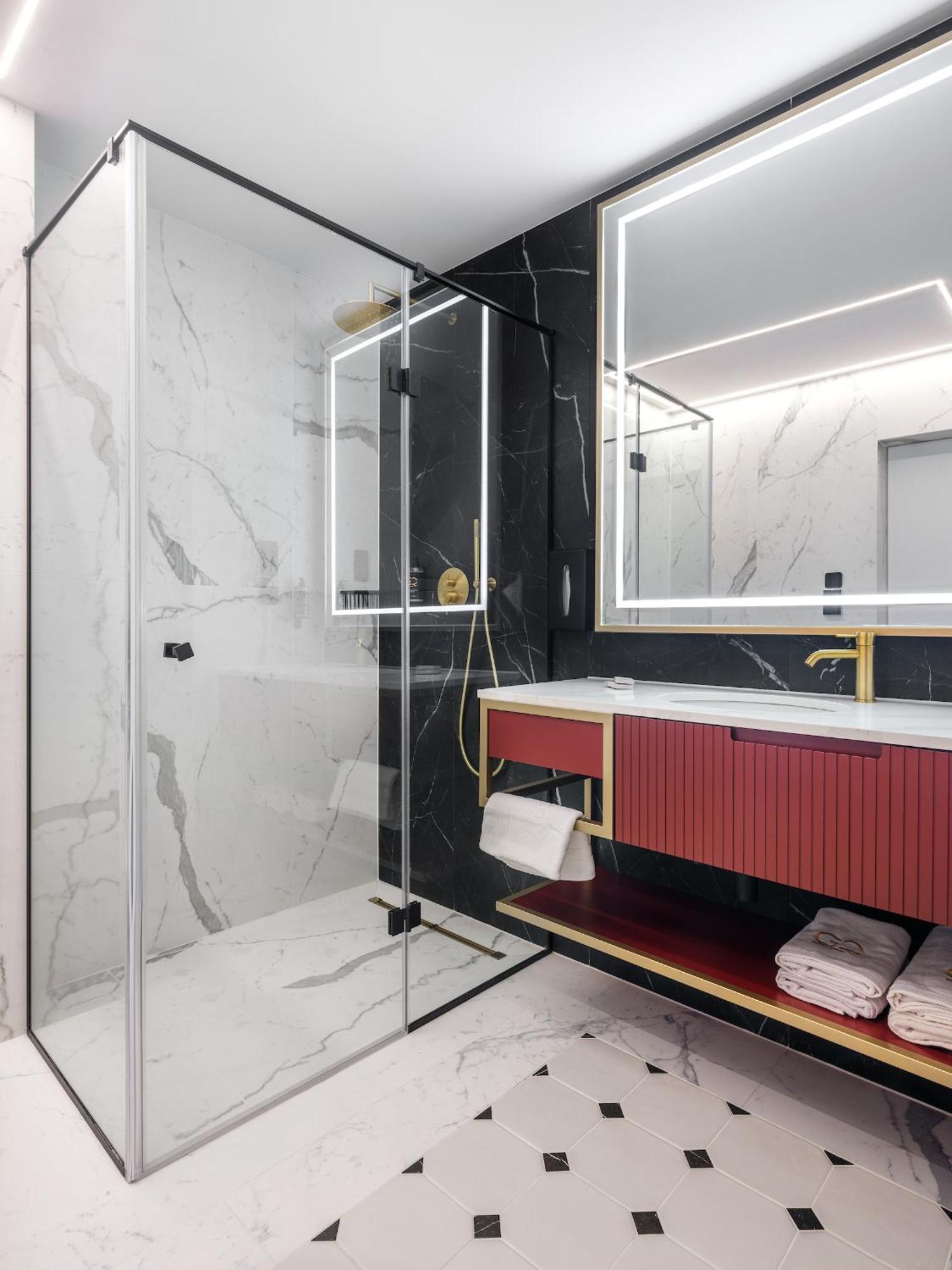 Hotel Golden Queen Cracovia Esterno foto