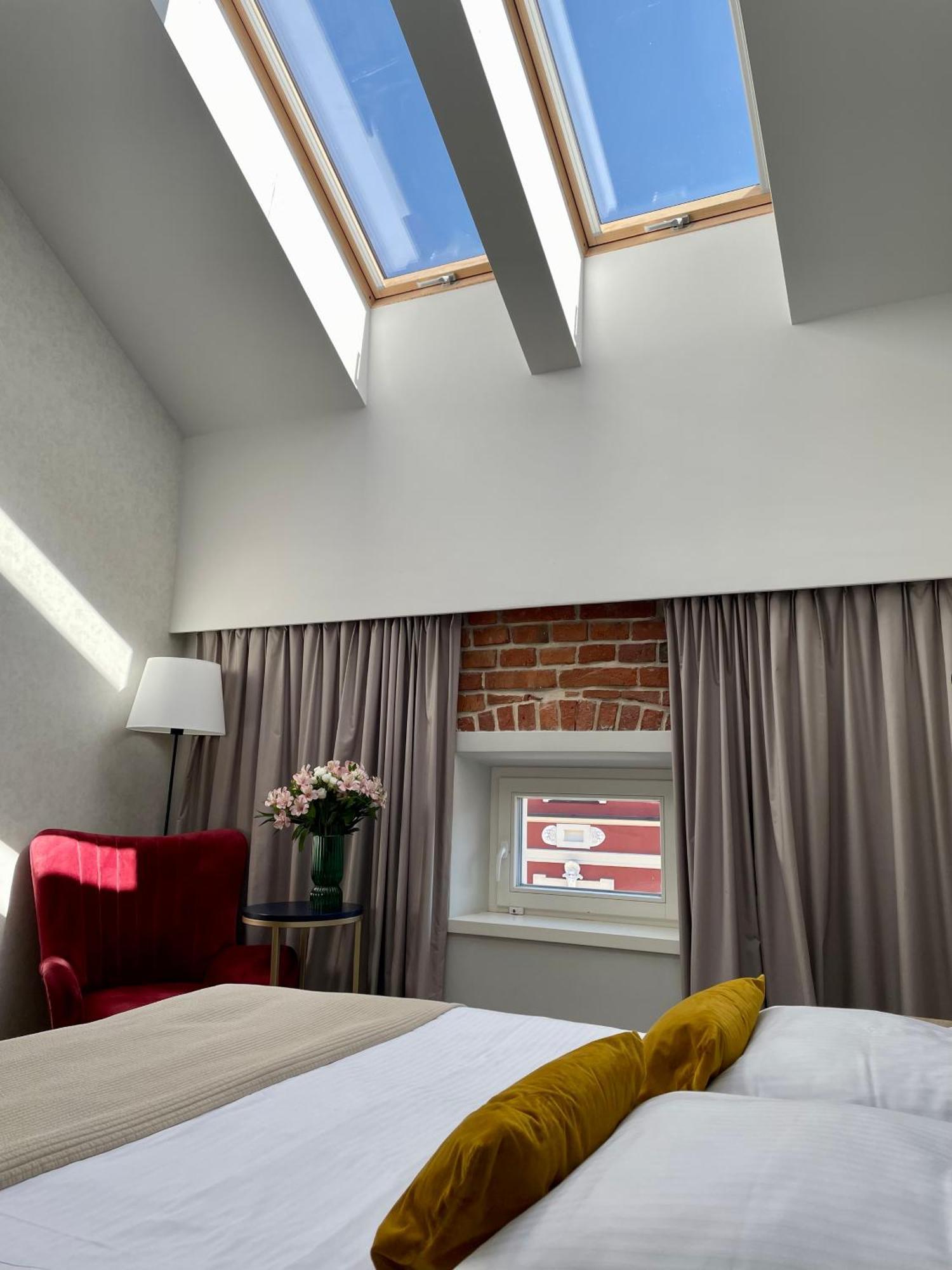Hotel Golden Queen Cracovia Esterno foto